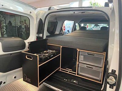Dacia Dokker Stepway Celeb. CAMPER *SHZ,AHK,PDCh,RFK*