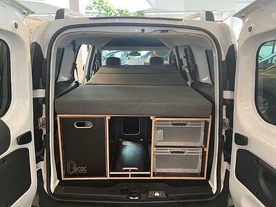 Dacia Dokker Stepway Celeb. CAMPER *SHZ,AHK,PDCh,RFK*