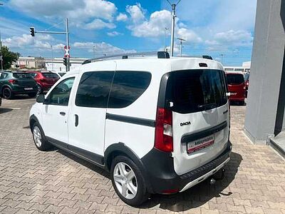Dacia Dokker Stepway Celeb. CAMPER *SHZ,AHK,PDCh,RFK*