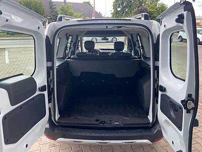 Dacia Dokker Stepway Celebration Turbo*1.Hand,SHZ,RFK