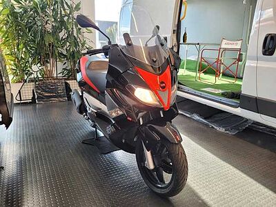 Aprilia SR Max 125 ER