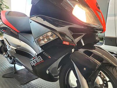 Aprilia SR Max 125 ER