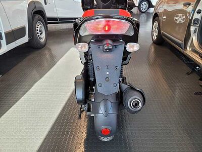 Aprilia SR Max 125 ER