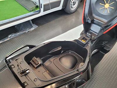 Aprilia SR Max 125 ER