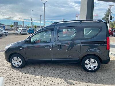 Dacia Dokker Comfort Turbo*1.Hand,SHZ,Navi,131PS,PDC*